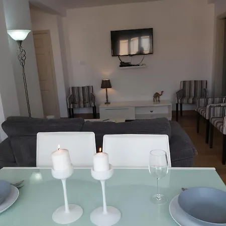 L Ancora Beach Apartment