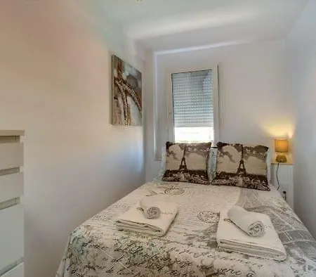 L Ancora Beach Apartment